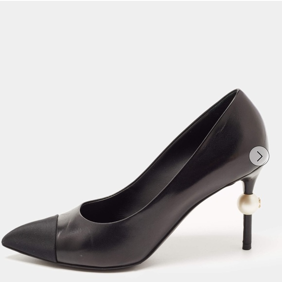 CHANEL Black Pearl Classic Pumps Heels Sz 35 - Picture 3 of 7